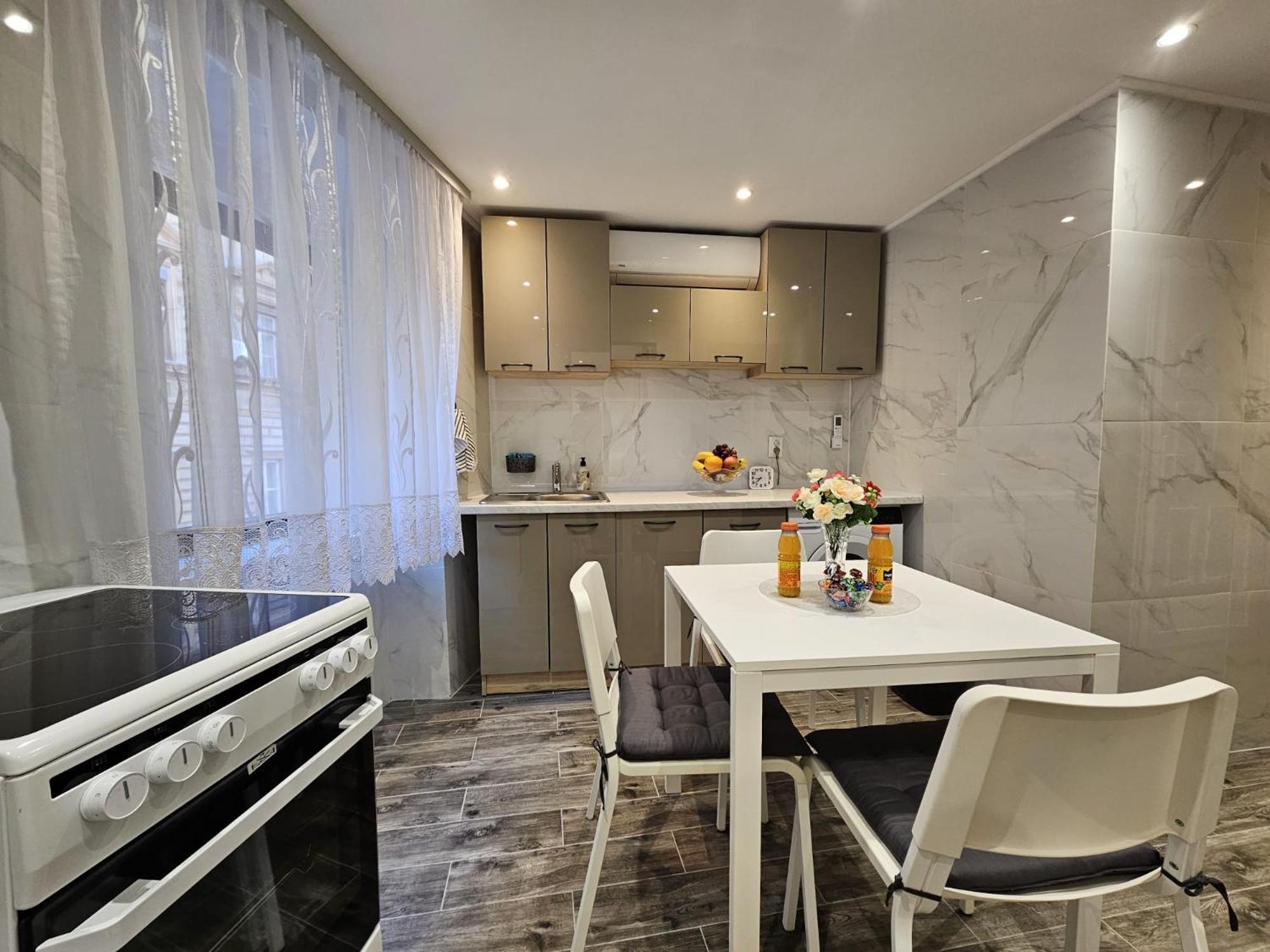 Centar Ri Apartment